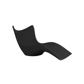 Vondom Surf sunlounger polyethylene by Karim Rashid Vondom Black - Buy now on ShopDecor - Discover the best products by VONDOM design